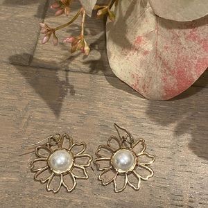 Gold Flower Earrings